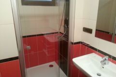 Apartmany sprchový kout